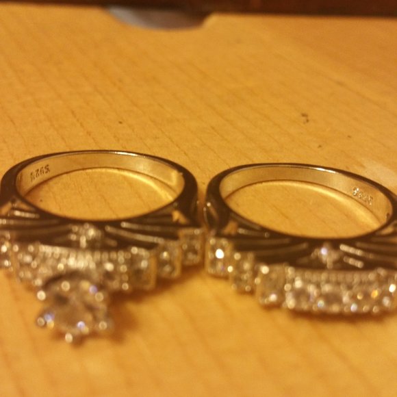 WHITE TOPAZ 2 PIECE RING SET SIZE 7 3/4 - Picture 13 of 15